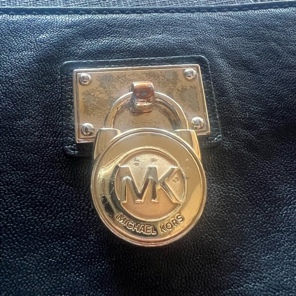 Michael Kors Wallet - Picture 2 of 3